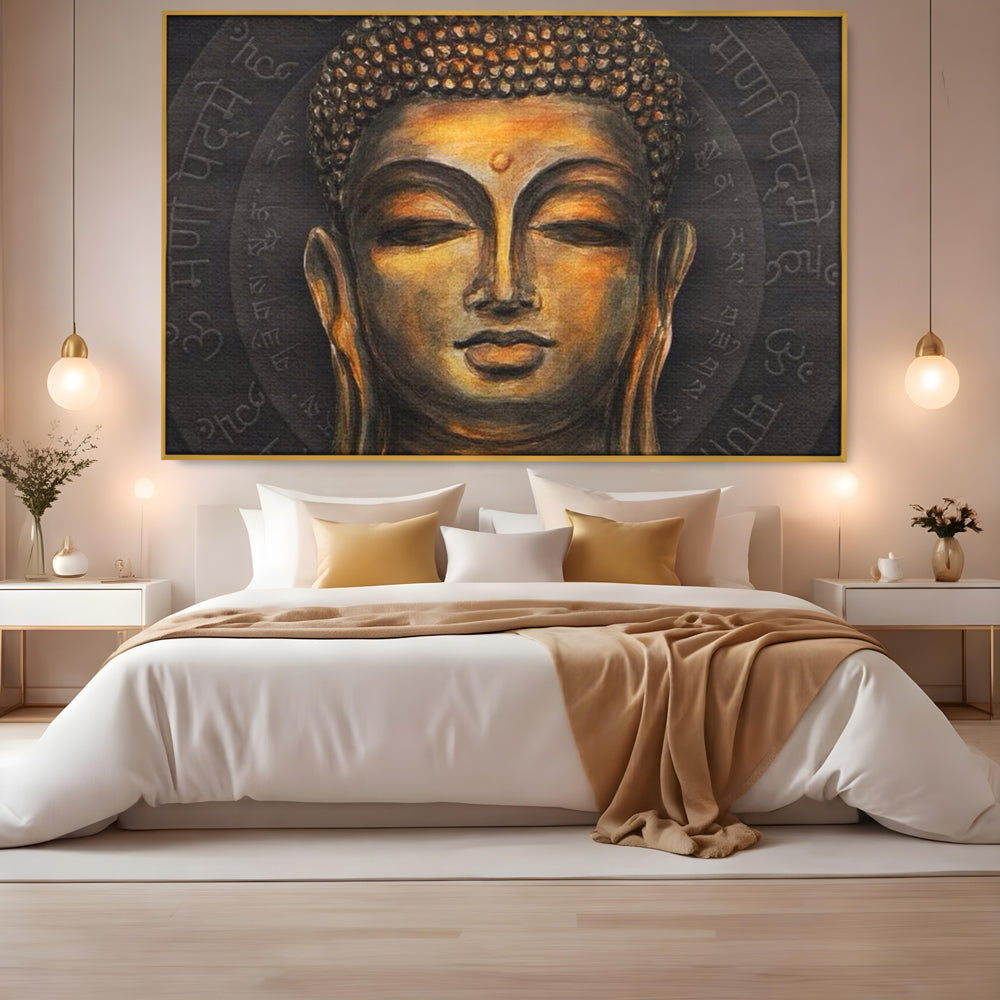 Tablou canvas cu pictura cu chipul lui buddha, in rama de aluminiu auriu, pe perete intr-un dormitor